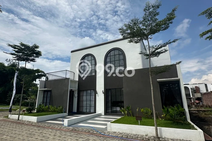 For Sale Rumah 2 Kamar Lokasi Ideal Nyaman dan Strategis di Pakis For Sale Rumah 2 Kamar Lokasi Ideal Nyaman dan Strategis di Pakis