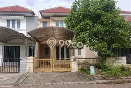 Disewakan Rumah Harga Terjangkau di Pakuwon CIty Surabaya dengan 4 KT Disewakan Rumah Harga Terjangkau di Pakuwon CIty Surabaya dengan 4 KT