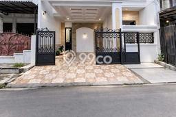 For Sale Rumah Mewah Exclusive di Mulyorejo, Surabaya For Sale Rumah Mewah Exclusive di Mulyorejo, Surabaya