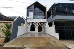 Jual Rumah Eksklusif 4 KT di Graha Raya, Tangerang Selatan Jual Rumah Eksklusif 4 KT di Graha Raya, Tangerang Selatan