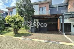 Dijual Rumah Luas Megah Dengan View Cantik di Bintaro, Tangerang Selatan Dijual Rumah Luas Megah Dengan View Cantik di Bintaro, Tangerang Selatan