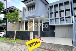 Rumah Elit Modern Tanpa Renovasi di Bintaro Tangerang Selatan Rumah Elit Modern Tanpa Renovasi di Bintaro Tangerang Selatan