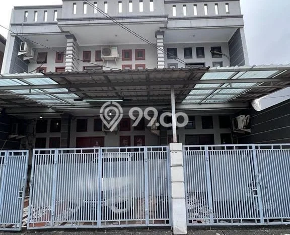 Cocok Untuk Investasi! Dijual Kost di Bendungan Hilir 14 Kamar Cocok Untuk Investasi! Dijual Kost di Bendungan Hilir 14 Kamar