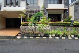 Hunian Mewah LB 700m2 Siap Pakai Desain Elegan di Bintaro, Jakarta Selatan Hunian Mewah LB 700m2 Siap Pakai Desain Elegan di Bintaro, Jakarta Selatan
