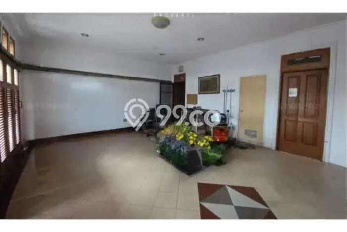 Hunian Mewah LB 200m2 Siap Pakai Desain Elegan di Permata Buana, Jakarta Barat Hunian Mewah LB 200m2 Siap Pakai Desain Elegan di Permata Buana, Jakarta Barat