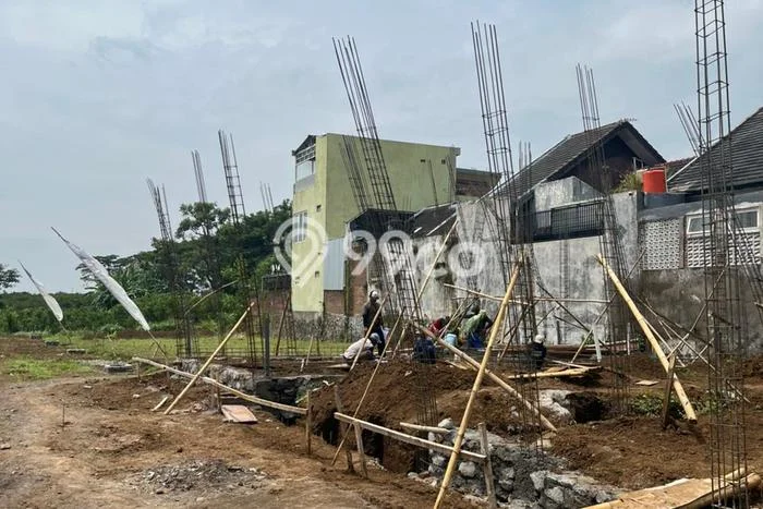 For Sale Hunian Rumah Terawat 10 KT di Malang Kota, Malang For Sale Hunian Rumah Terawat 10 KT di Malang Kota, Malang