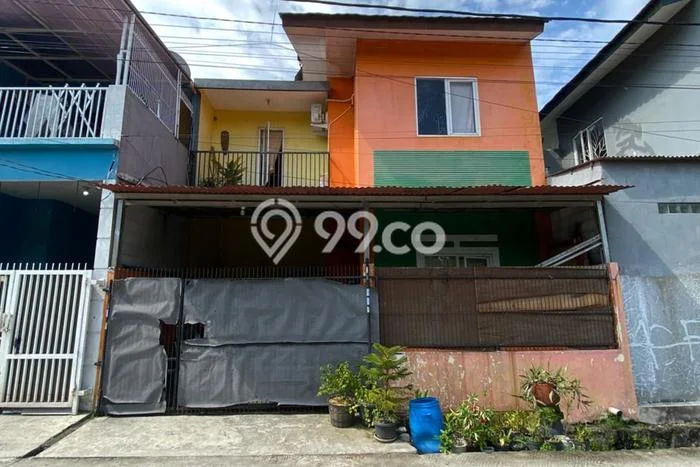 Rumah Modern 4 KT di Meruya Jakarta Barat Rumah Modern 4 KT di Meruya Jakarta Barat