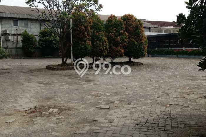 Ruko Disewa di Bekasi dengan LB 250m2 Area Komersial Ramai Ruko Disewa di Bekasi dengan LB 250m2 Area Komersial Ramai