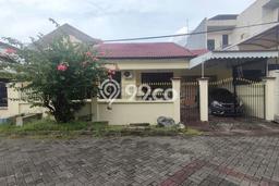 Rumah Elit LB 200m2 Siap Pakai Desain Elegan di Semolowaru, Surabaya Rumah Elit LB 200m2 Siap Pakai Desain Elegan di Semolowaru, Surabaya