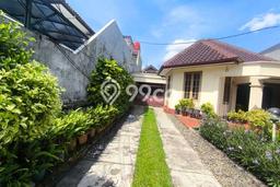 Siap Huni Hunian Elit 5 Kamar di Menteng Dekat ke Mana Saja Siap Huni Hunian Elit 5 Kamar di Menteng Dekat ke Mana Saja