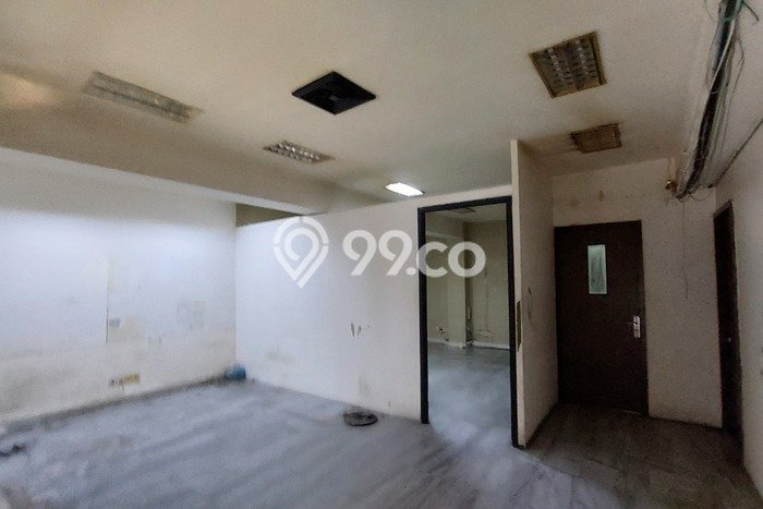 Kantor Dijual di Jakarta Selatan LT 635m2 & LB 1800m2 Lokasi Terbaik! Kantor Dijual di Jakarta Selatan LT 635m2 & LB 1800m2 Lokasi Terbaik!