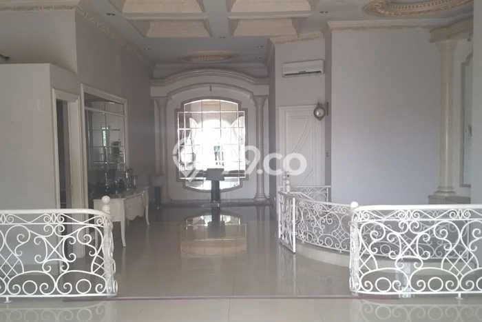Sewa Rumah Modern di Menteng Siap Huni dan Strategis Sewa Rumah Modern di Menteng Siap Huni dan Strategis