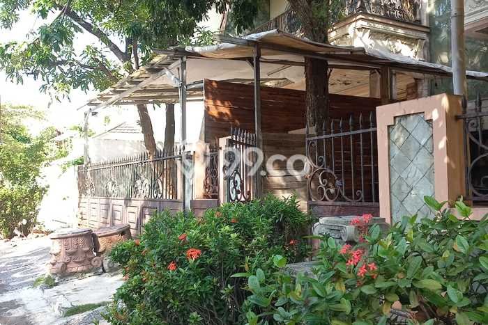 Jual Rumah Mewah Elegan Dengan View Cantik di Pulomas, Jakarta Timur Jual Rumah Mewah Elegan Dengan View Cantik di Pulomas, Jakarta Timur