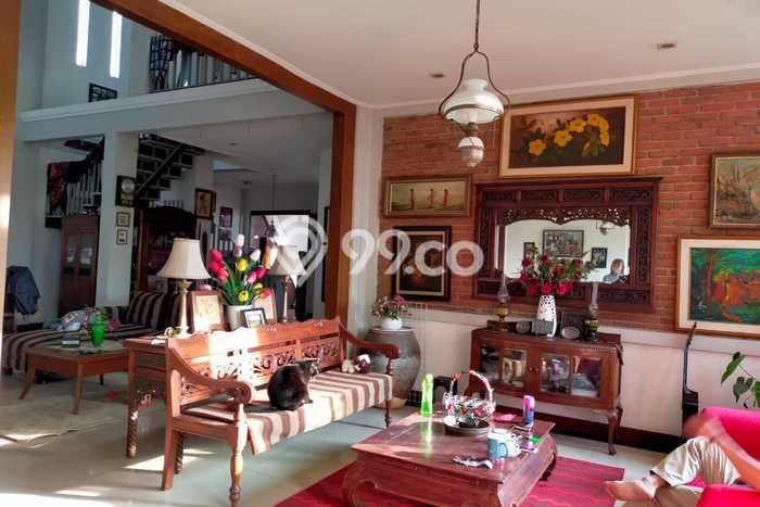 Rumah Elit LB 400m2 Siap Pakai Desain Elegan di Bandung Barat, Bandung Rumah Elit LB 400m2 Siap Pakai Desain Elegan di Bandung Barat, Bandung