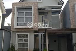 For Sale Rumah 4 Kamar Lokasi Ideal Bagus dan Strategis di Cimahi Utara For Sale Rumah 4 Kamar Lokasi Ideal Bagus dan Strategis di Cimahi Utara