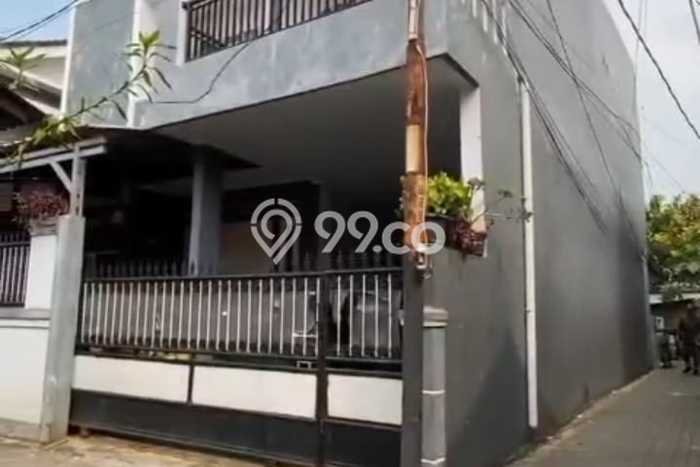 Rumah Murah LT 100m2 di Jatiwaringin Lingkungan Asri Rumah Murah LT 100m2 di Jatiwaringin Lingkungan Asri