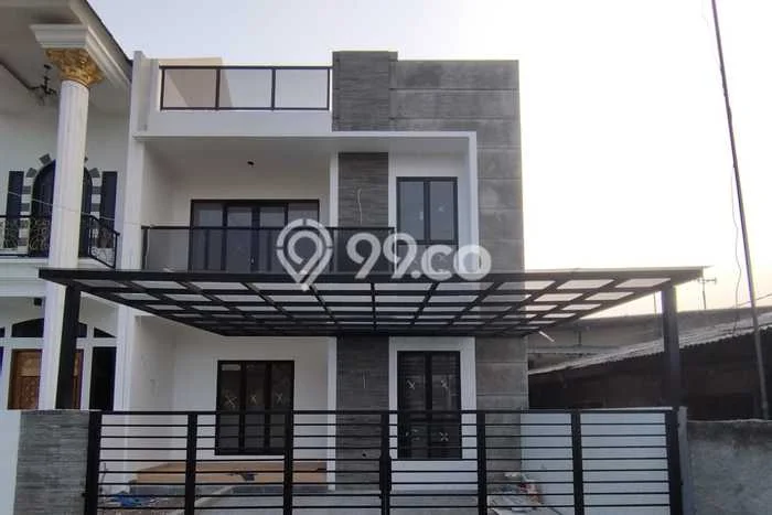 Dijual Rumah Mewah Megah Dengan View Eksklusif di Jatiwaringin, Jakarta Timur Dijual Rumah Mewah Megah Dengan View Eksklusif di Jatiwaringin, Jakarta Timur