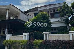 Jual Rumah Mewah Elegan Dengan View Eksklusif di Cibubur, Jakarta Timur Jual Rumah Mewah Elegan Dengan View Eksklusif di Cibubur, Jakarta Timur