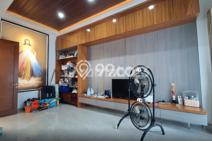 Rumah Elit Modern Siap Huni di Sunter Jakarta Utara Rumah Elit Modern Siap Huni di Sunter Jakarta Utara