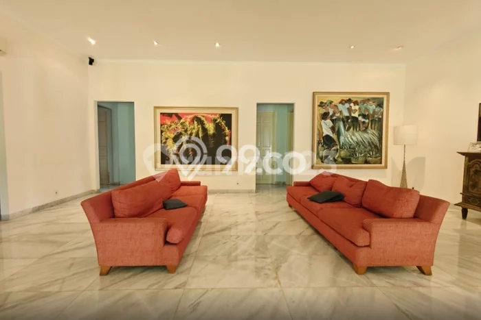 For Sale! Premium House LT 1300m2 Desain Elegan di Cipete For Sale! Premium House LT 1300m2 Desain Elegan di Cipete