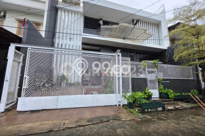 Rumah Elit Modern Siap Huni di Sunter Jakarta Utara Rumah Elit Modern Siap Huni di Sunter Jakarta Utara