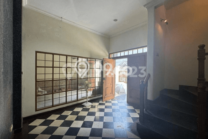 Rumah Mewah LB 374m2 Siap Pakai Desain Elegan di Sunter, Jakarta Utara Rumah Mewah LB 374m2 Siap Pakai Desain Elegan di Sunter, Jakarta Utara