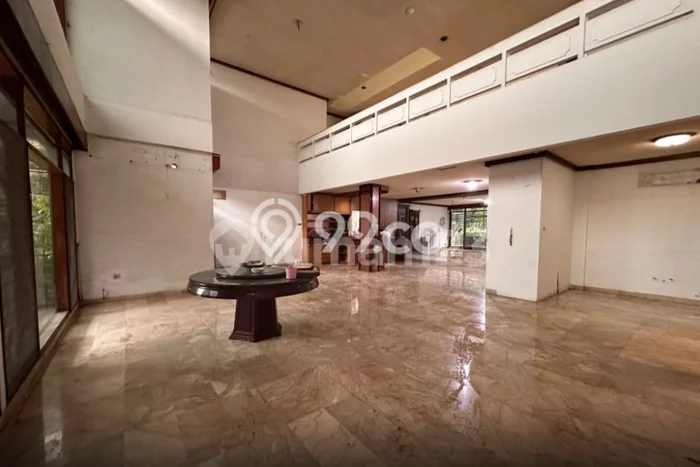 Rumah Mewah LB 3200m2 Siap Pakai Desain Elegan di Sunter, Jakarta Utara Rumah Mewah LB 3200m2 Siap Pakai Desain Elegan di Sunter, Jakarta Utara