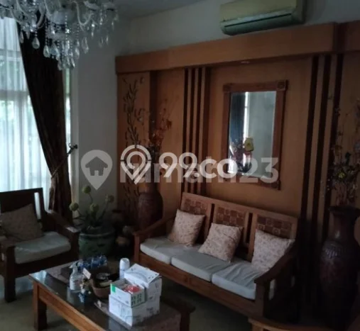 Rumah Eksklusif Siap Huni LT 500m2 di Kebayoran Baru, Jakarta Selatan Rumah Eksklusif Siap Huni LT 500m2 di Kebayoran Baru, Jakarta Selatan