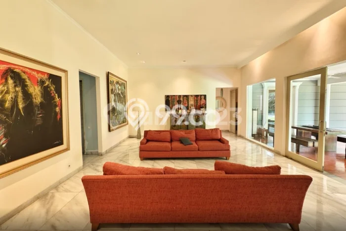 For Sale! Premium House LT 1300m2 Desain Elegan di Cipete For Sale! Premium House LT 1300m2 Desain Elegan di Cipete