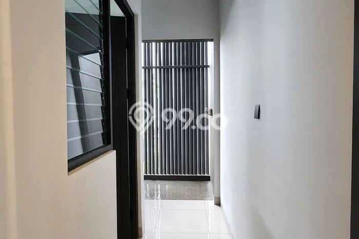 Rumah Mewah LB 152m2 Siap Huni Desain Elegan di Summarecon Bandung, Bandung Rumah Mewah LB 152m2 Siap Huni Desain Elegan di Summarecon Bandung, Bandung