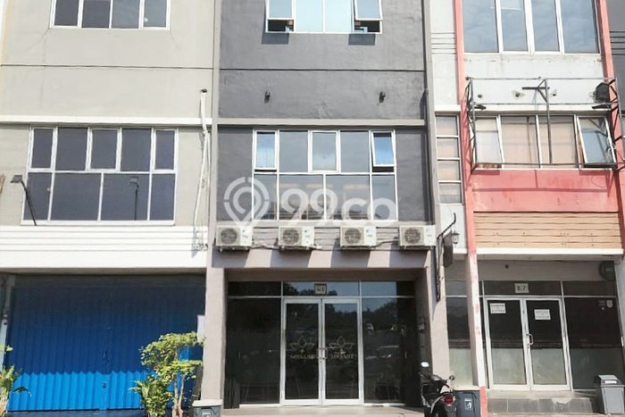 Ruko Dijual di Prime Area Bekasi Luas 200m2 Ruko Dijual di Prime Area Bekasi Luas 200m2