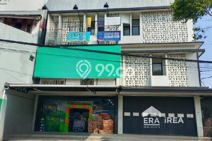 Disewakan Ruko komersial di Tegalrejo luas bangunan 414m2 Disewakan Ruko komersial di Tegalrejo luas bangunan 414m2