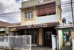 For Sale Rumah 4 Kamar Lokasi Ideal Nyaman dan Strategis di Cimahi Tengah For Sale Rumah 4 Kamar Lokasi Ideal Nyaman dan Strategis di Cimahi Tengah
