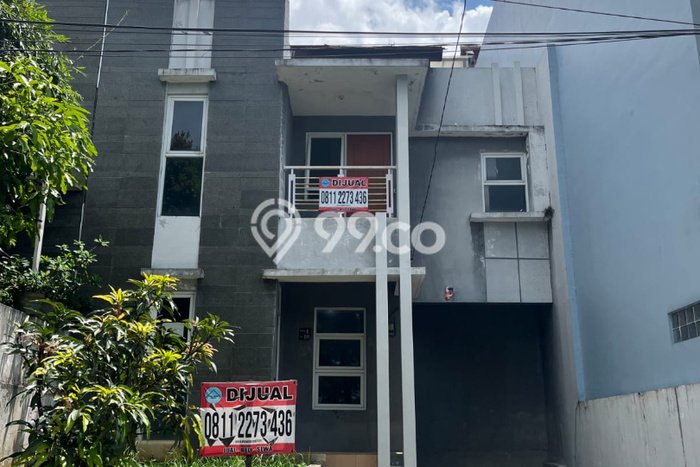 For Sale Rumah 2 Kamar Lokasi Ideal Bagus dan Strategis di Cisarua For Sale Rumah 2 Kamar Lokasi Ideal Bagus dan Strategis di Cisarua