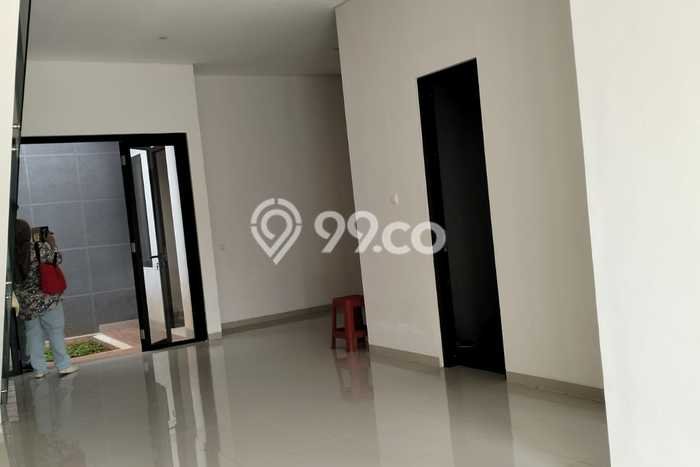 Jual Rumah Strategis Bagus Punya 3 KT di BSD Tangerang Selatan SHM Jual Rumah Strategis Bagus Punya 3 KT di BSD Tangerang Selatan SHM