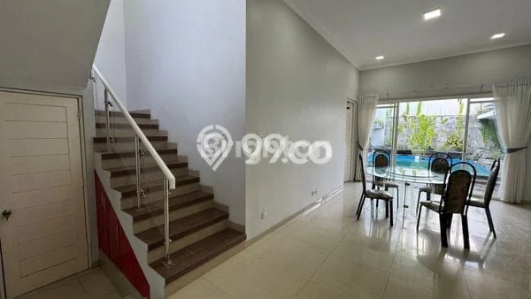 Disewakan! Rumah 4 Kamar Tidur &
3 Kamar Mandi di Malang Kota, Malang Disewakan! Rumah 4 Kamar Tidur &
3 Kamar Mandi di Malang Kota, Malang