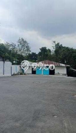 Gudang Komersial Disewakan di Pakis Malang Luas 4400m2 Gudang Komersial Disewakan di Pakis Malang Luas 4400m2