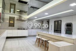 Jual Rumah Mewah Megah Dengan View Eksklusif di Pantai Indah Kapuk, Jakarta Utara Jual Rumah Mewah Megah Dengan View Eksklusif di Pantai Indah Kapuk, Jakarta Utara