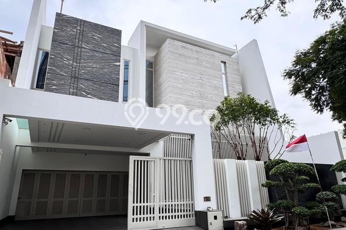 Rumah Luxury Modern Tanpa Renovasi di Pantai Indah Kapuk Jakarta Utara Rumah Luxury Modern Tanpa Renovasi di Pantai Indah Kapuk Jakarta Utara