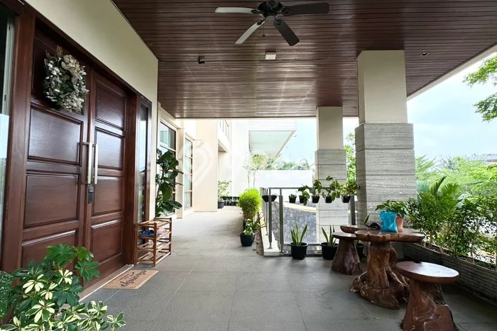 Jual Rumah Mewah Megah Dengan View Eksklusif di Pantai Indah Kapuk, Jakarta Utara Jual Rumah Mewah Megah Dengan View Eksklusif di Pantai Indah Kapuk, Jakarta Utara