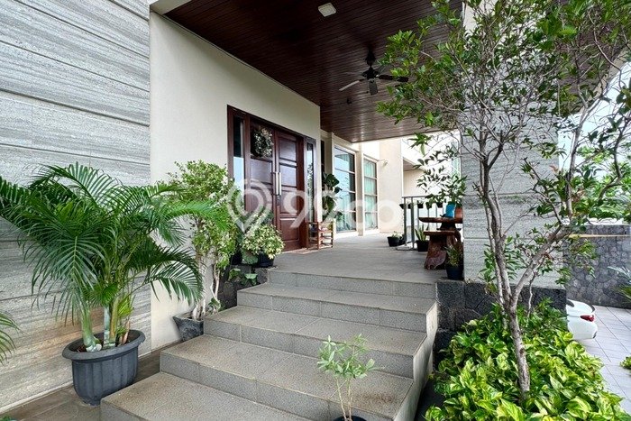 Rumah Elit Modern Siap Huni di Pantai Indah Kapuk Jakarta Utara Rumah Elit Modern Siap Huni di Pantai Indah Kapuk Jakarta Utara