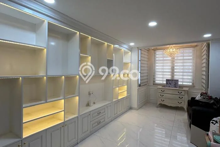 Hunian Mewah LB 200m2 Siap Pakai Desain Elegan di Pantai Indah Kapuk, Jakarta Utara Hunian Mewah LB 200m2 Siap Pakai Desain Elegan di Pantai Indah Kapuk, Jakarta Utara
