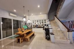 Dijual Rumah Mewah Megah Dengan View Cantik di Pantai Indah Kapuk, Jakarta Utara Dijual Rumah Mewah Megah Dengan View Cantik di Pantai Indah Kapuk, Jakarta Utara