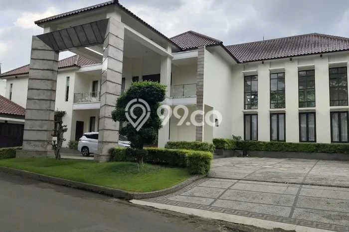 Dijual Rumah Luas Elegan Dengan View Eksklusif di Bareng, Malang Dijual Rumah Luas Elegan Dengan View Eksklusif di Bareng, Malang