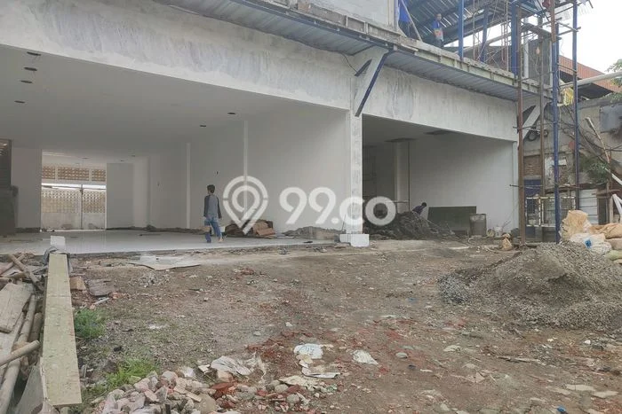 Disewakan Ruko di Kawasan Ramai Bondongan Luas 400m2 Disewakan Ruko di Kawasan Ramai Bondongan Luas 400m2