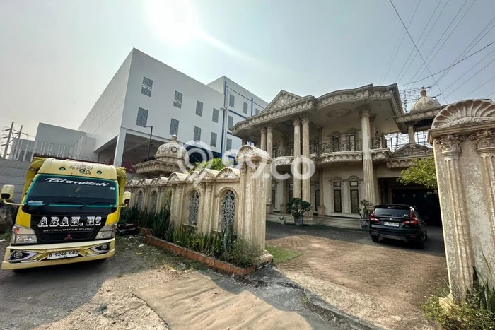 Hunian Elit LB 1000m2 Siap Huni Desain Elegan di Batu Ceper, Tangerang Hunian Elit LB 1000m2 Siap Huni Desain Elegan di Batu Ceper, Tangerang
