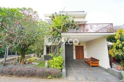 Rumah Modern 3 KT di Cibubur Bogor Semi Furnished Rumah Modern 3 KT di Cibubur Bogor Semi Furnished