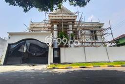 Hunian Mewah Dijual LT 340m2 di BSD, Tangerang Selatan Hunian Mewah Dijual LT 340m2 di BSD, Tangerang Selatan