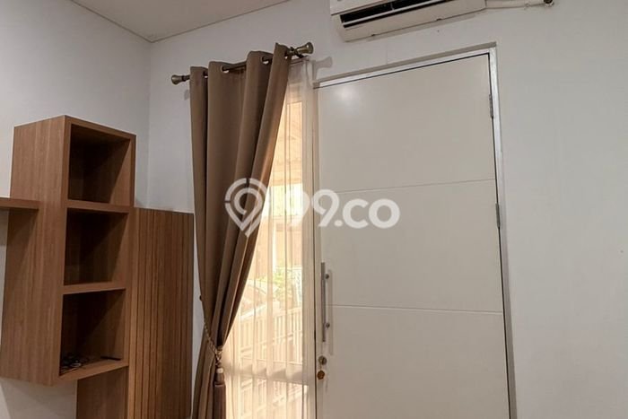 For Sale Rumah 2 Kamar Lokasi Strategis Bagus dan Strategis di BSD For Sale Rumah 2 Kamar Lokasi Strategis Bagus dan Strategis di BSD