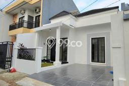 Dijual Rumah 3 Kamar Lokasi Strategis Nyaman dan Strategis di BSD Dijual Rumah 3 Kamar Lokasi Strategis Nyaman dan Strategis di BSD